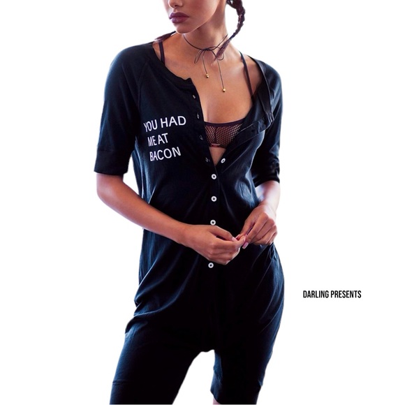 DAYDREAM NATION ‘YOU HAD ME AT BACON’ ROMPER WOMEN COLOR BLACK SIZE S - Picture 1 of 4